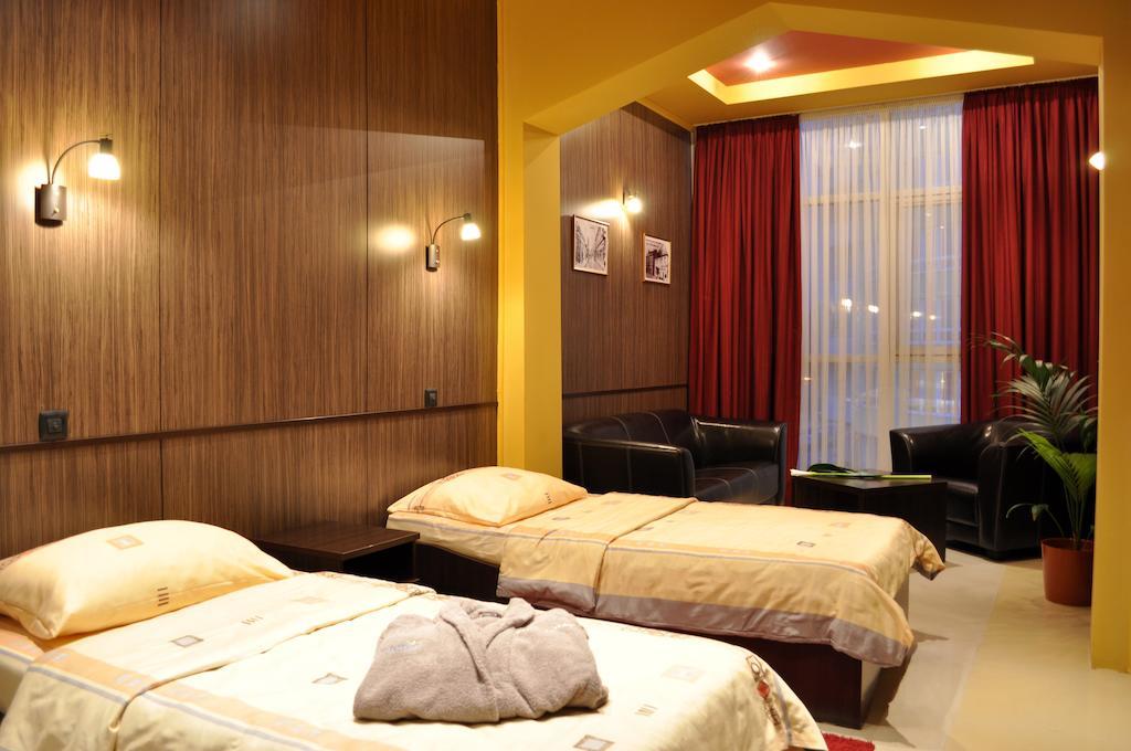 Hotel Fortuna Баня-Лука Экстерьер фото