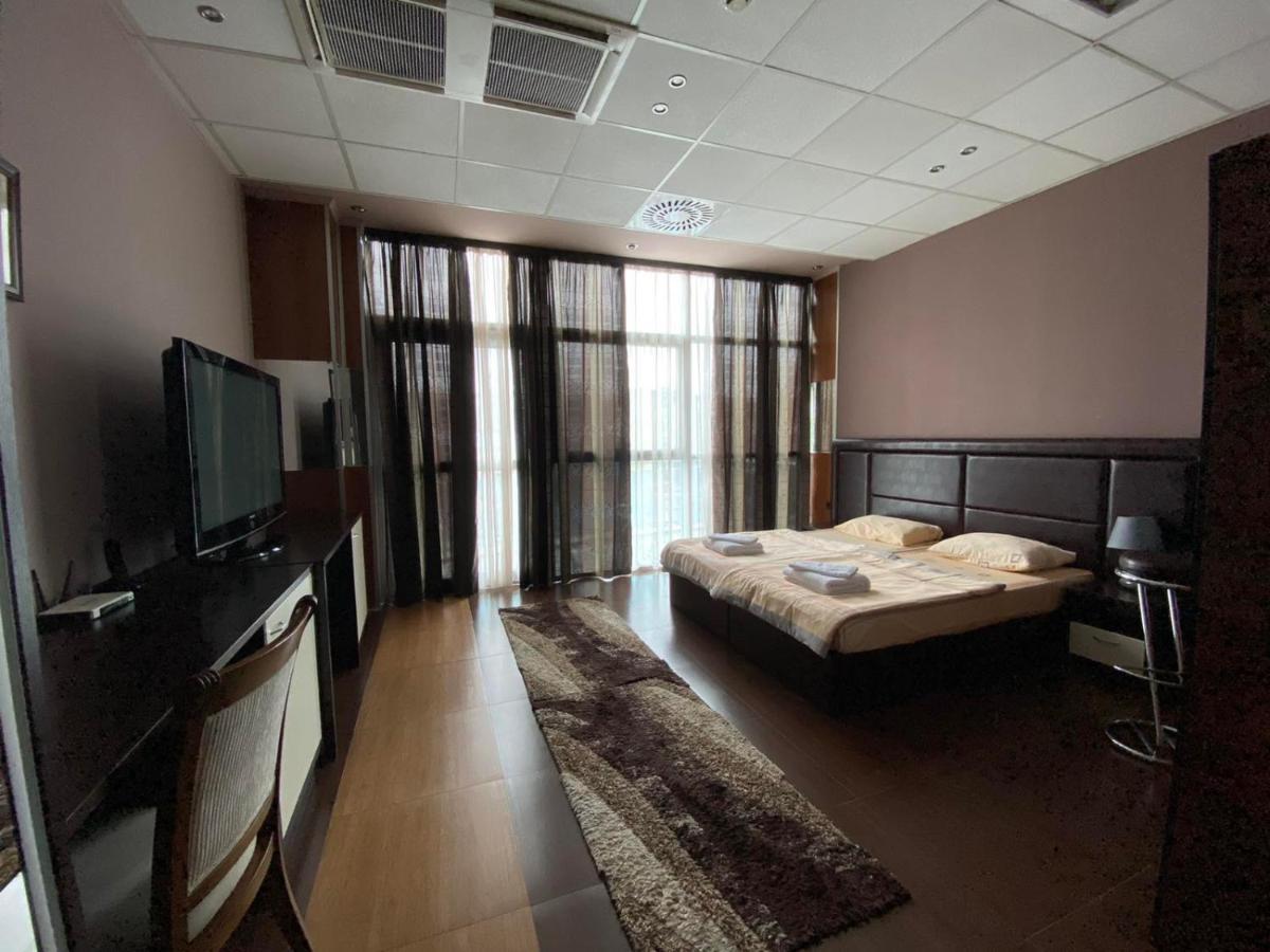 Hotel Fortuna Баня-Лука Экстерьер фото